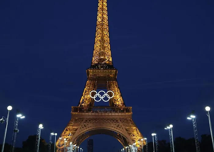 Eiffel-tower, Trocadero - 4 People * Parijs